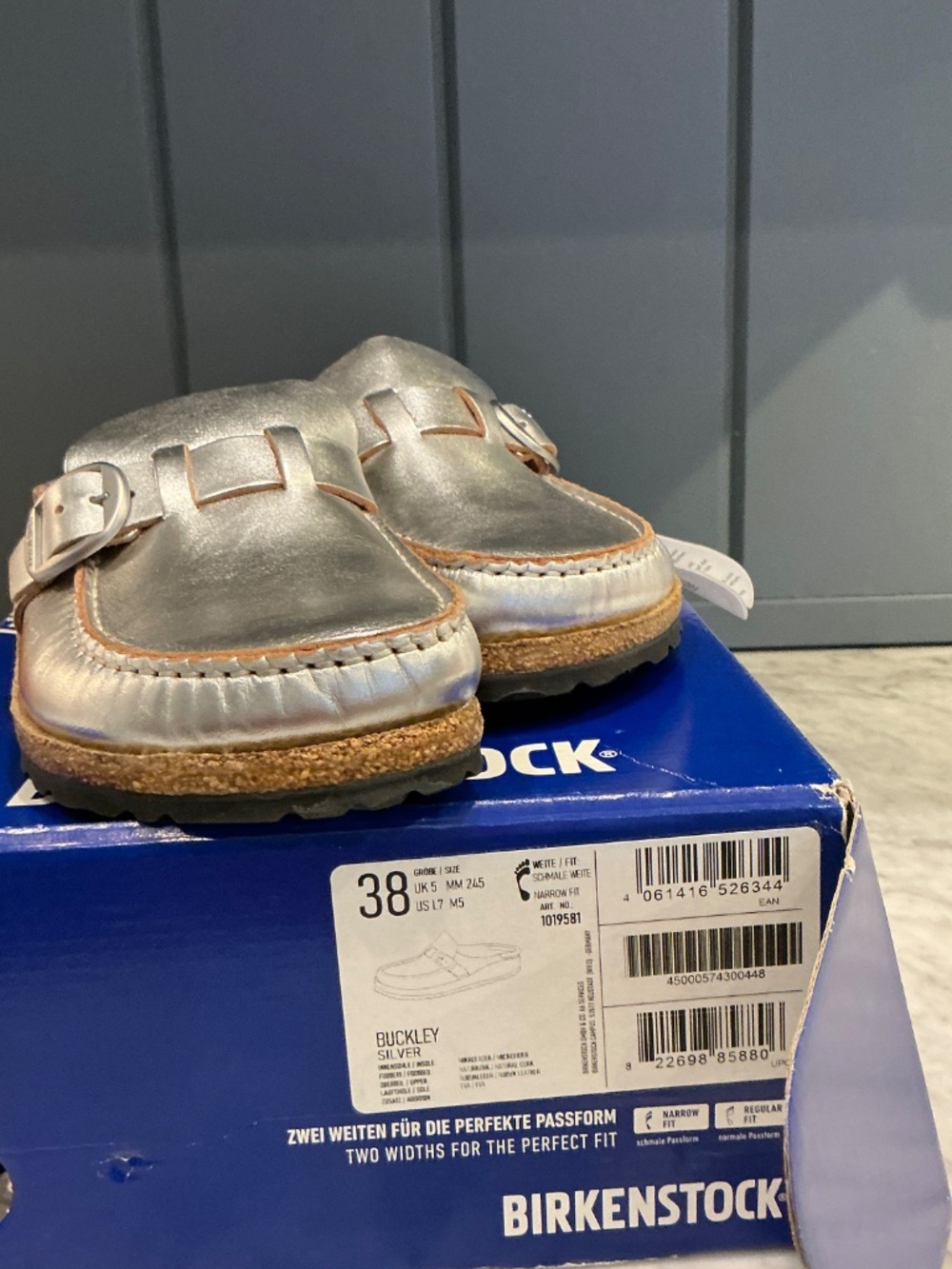 Birkenstock Buckley - Silver - 38 / 7 to 7.5 - Picture 3 of 5